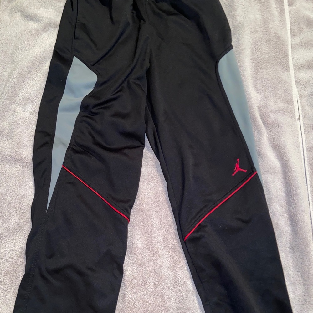 Boys(XL) Jordan Therma-Fit Sweatpants